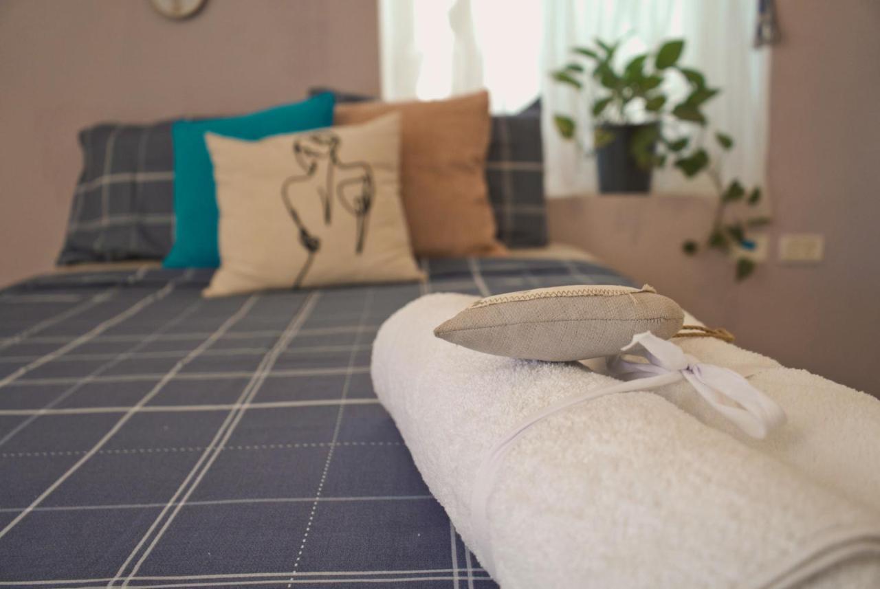 דירה לזוג על שוק מחנה יהודה Apartment Yerusalem Bagian luar foto