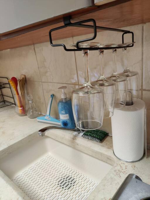 דירה לזוג על שוק מחנה יהודה Apartment Yerusalem Bagian luar foto