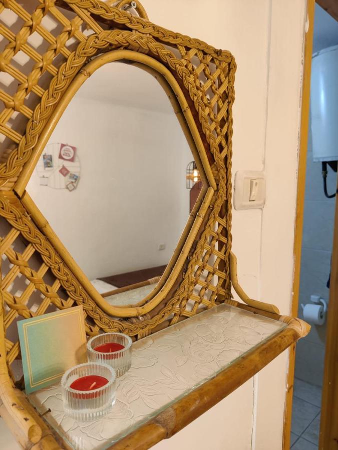 דירה לזוג על שוק מחנה יהודה Apartment Yerusalem Bagian luar foto