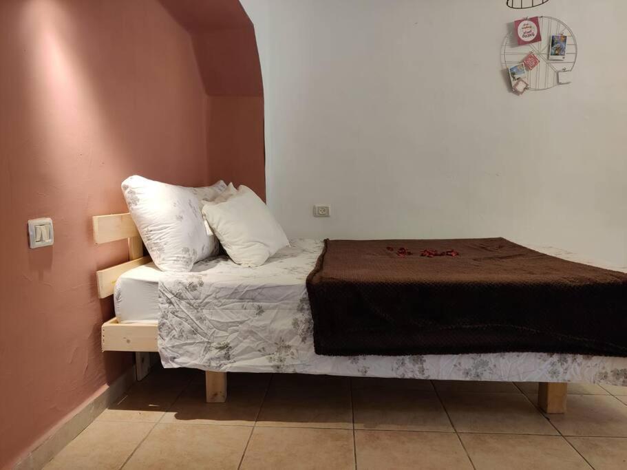 דירה לזוג על שוק מחנה יהודה Apartment Yerusalem Bagian luar foto